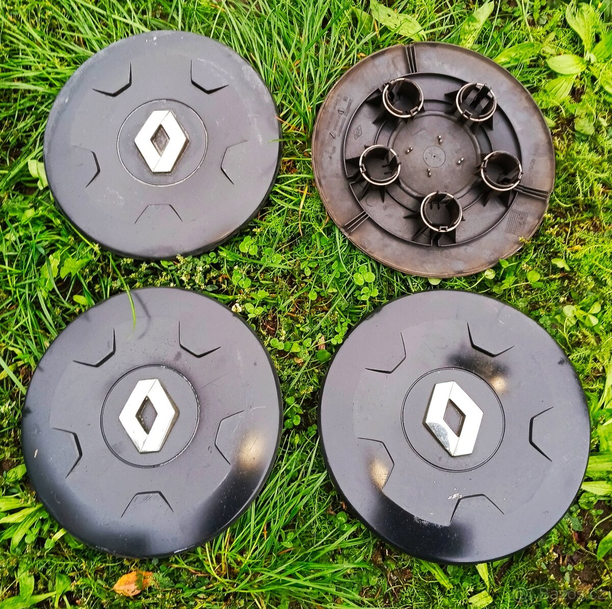 Pokličky kryty kol Opel Vivaro