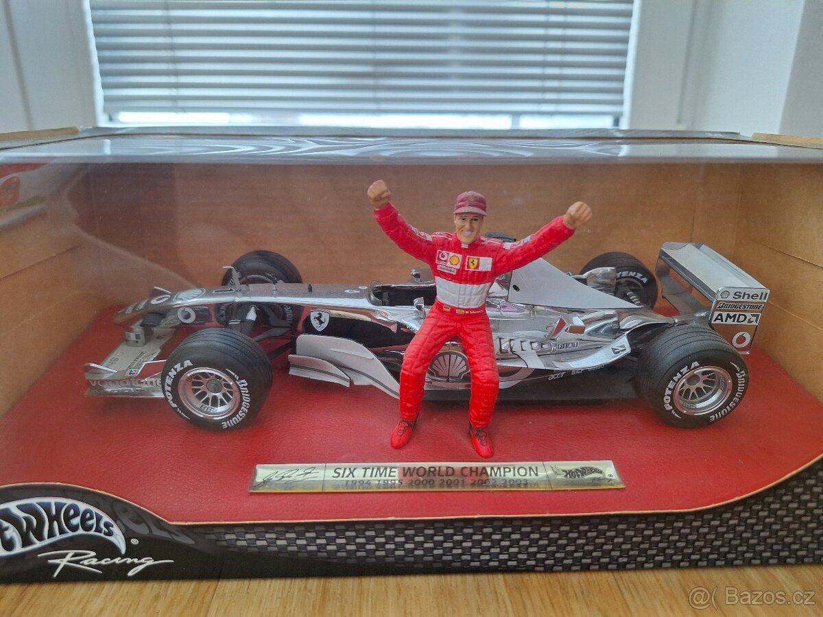 Model formule 1 Michael Schumacher 2003 chrom, Hotweels 1:18
