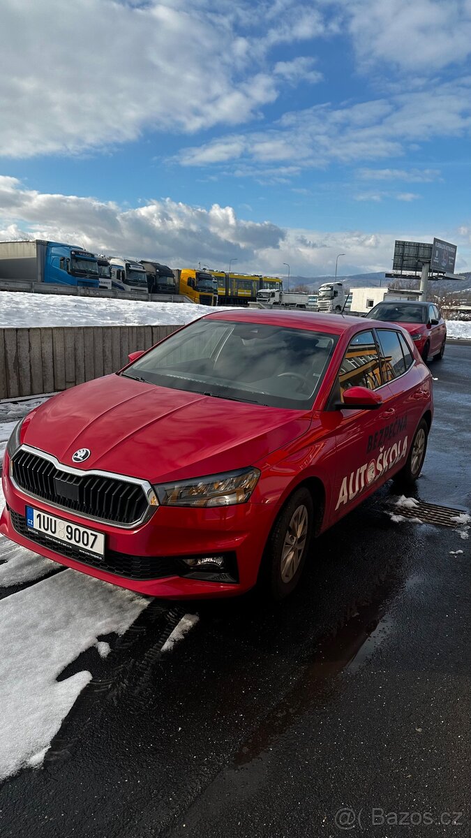 Prodám Škodu Fabia Top Selection 1,0 TSI 85 kW