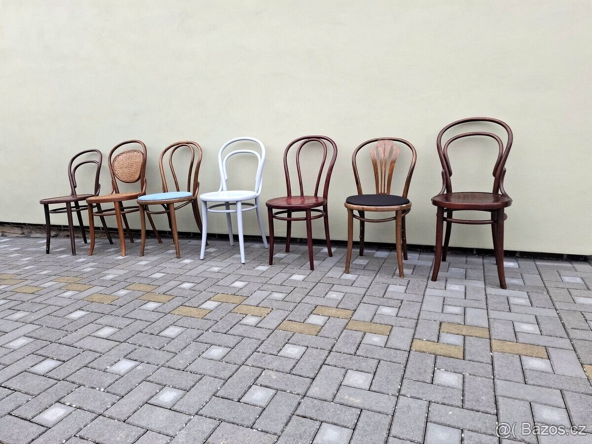 Mix jídelních židlí TON, THONET