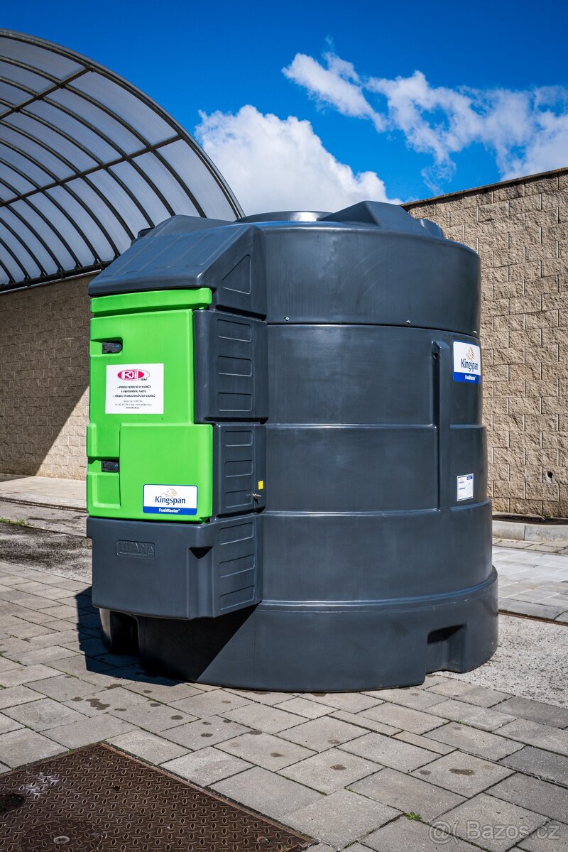 POSLEDNÍ KUS Nádrž KINGSPAN na naftu nebo LTO (5000L)