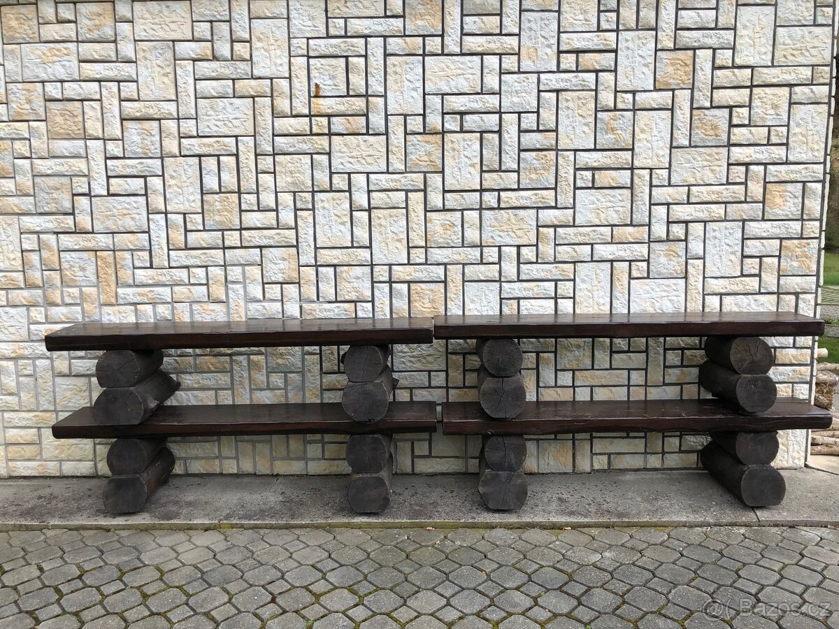 Venkovní dřevěné lavice