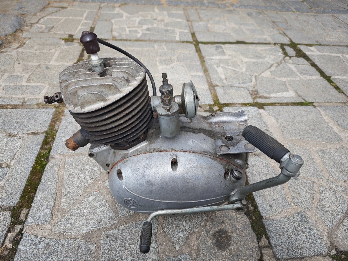 Motor Jawa ČZ 125T