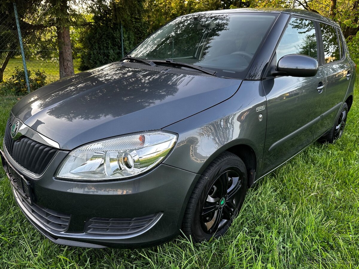Škoda Fabia 1.4 Benzin 63/KW Rok v.:2011/4