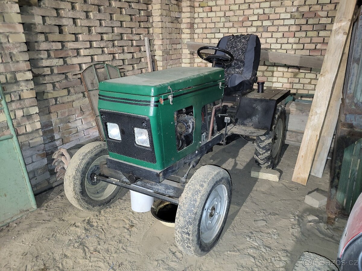 Traktor domácí výroby