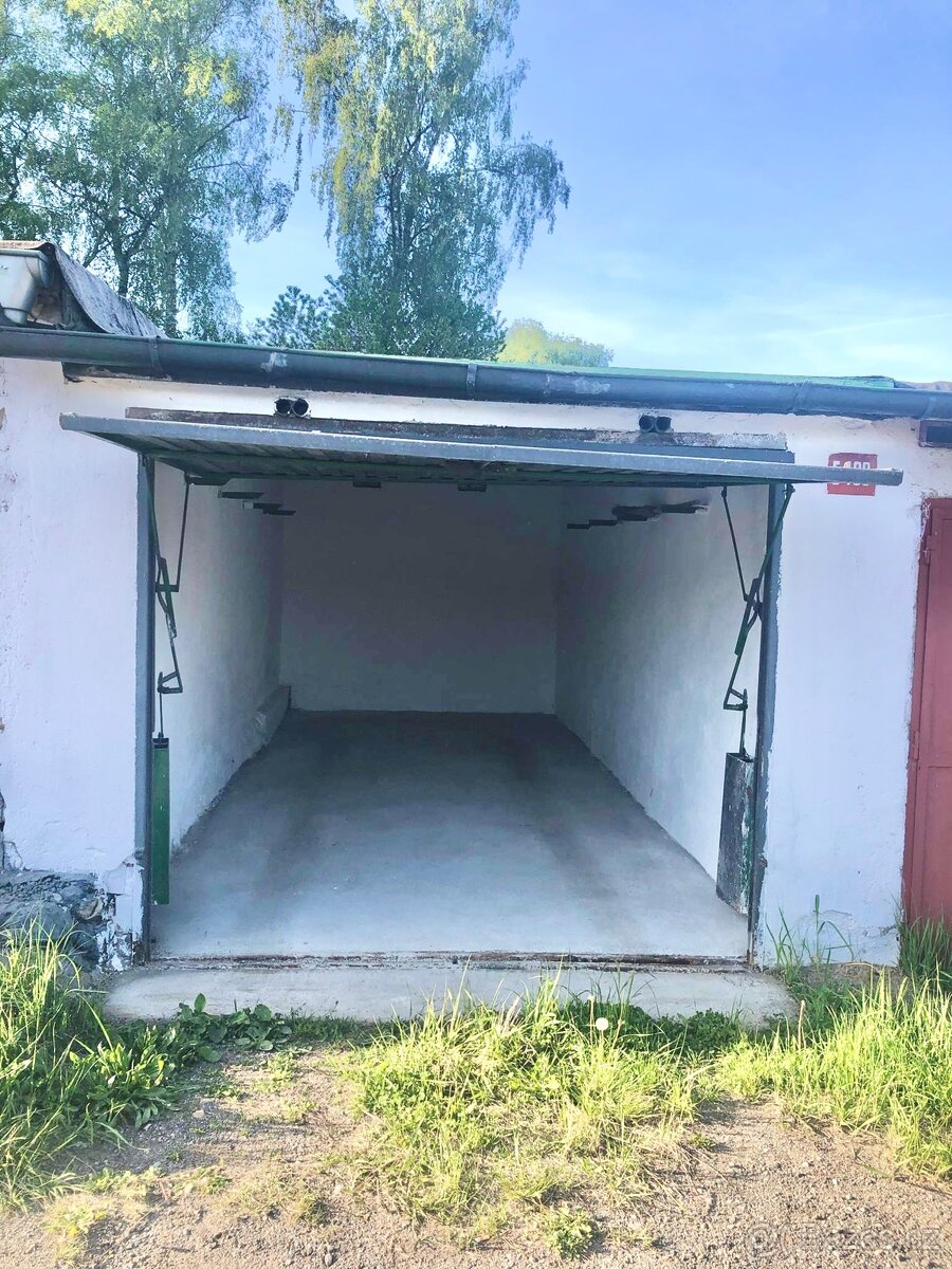 Pronajmu garáž na Rybníčku