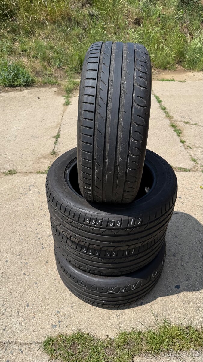 Prodám 4x letní pneu Riken UHP 235/55 R17 103W