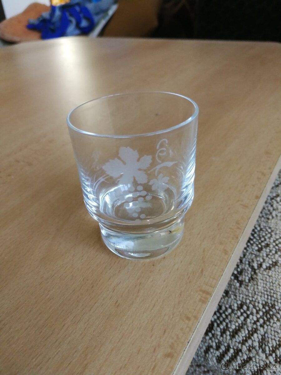 6x sklenice na víno