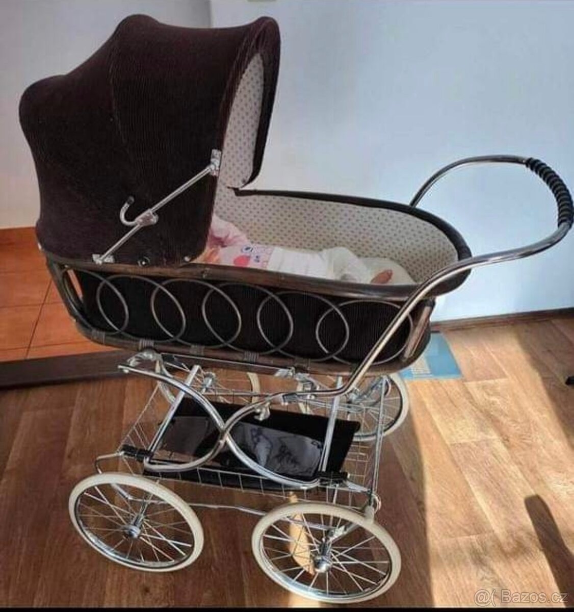 Retro kočárek