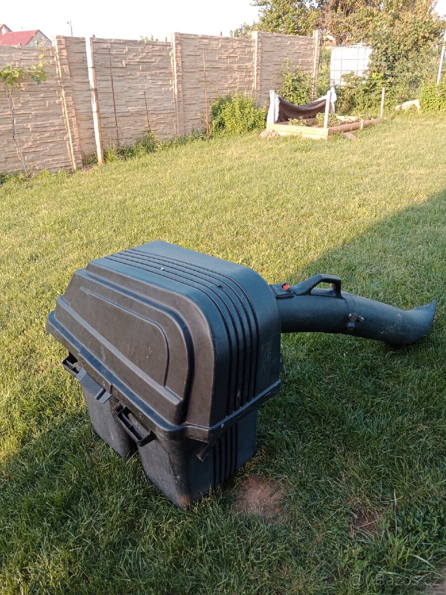 Sběrací koš na trávu