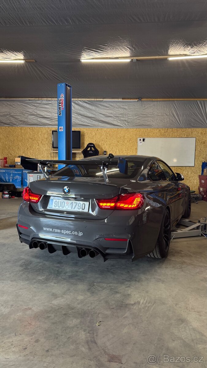 Bmw m4 f82 carbon difuzor