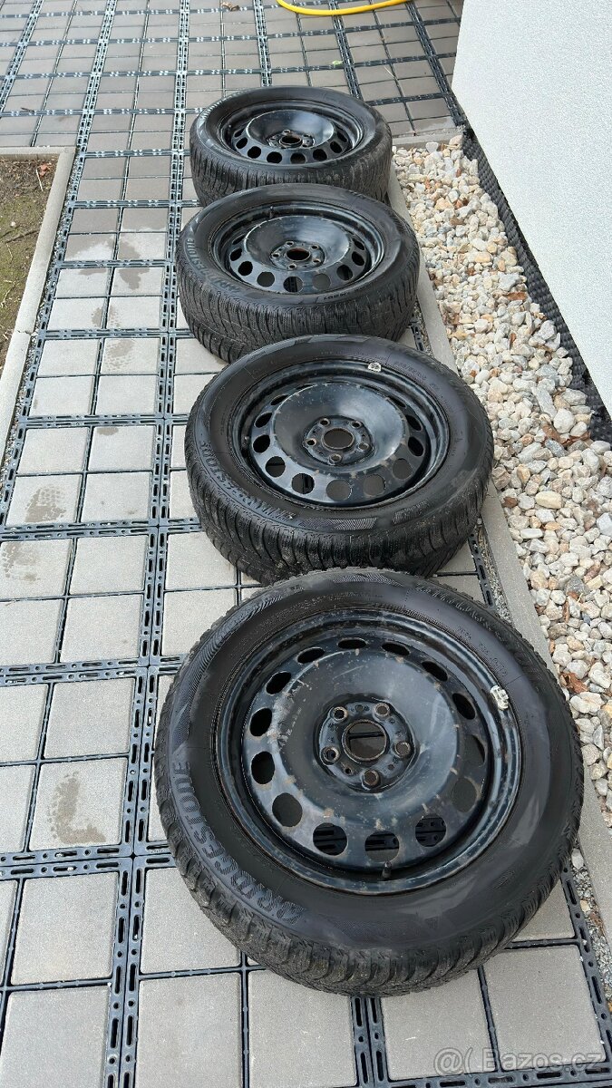 Plechová kola Škoda Octavia III + zimní pneu