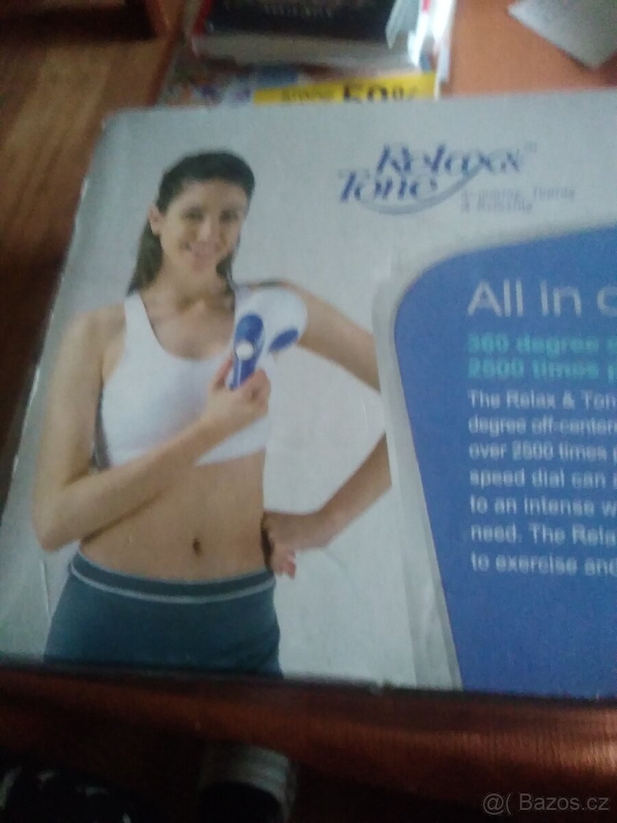 Masážní a multifunkční přístroj