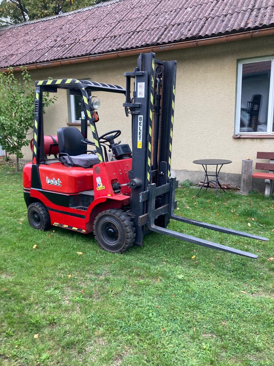 Vysokozdvižný vozík