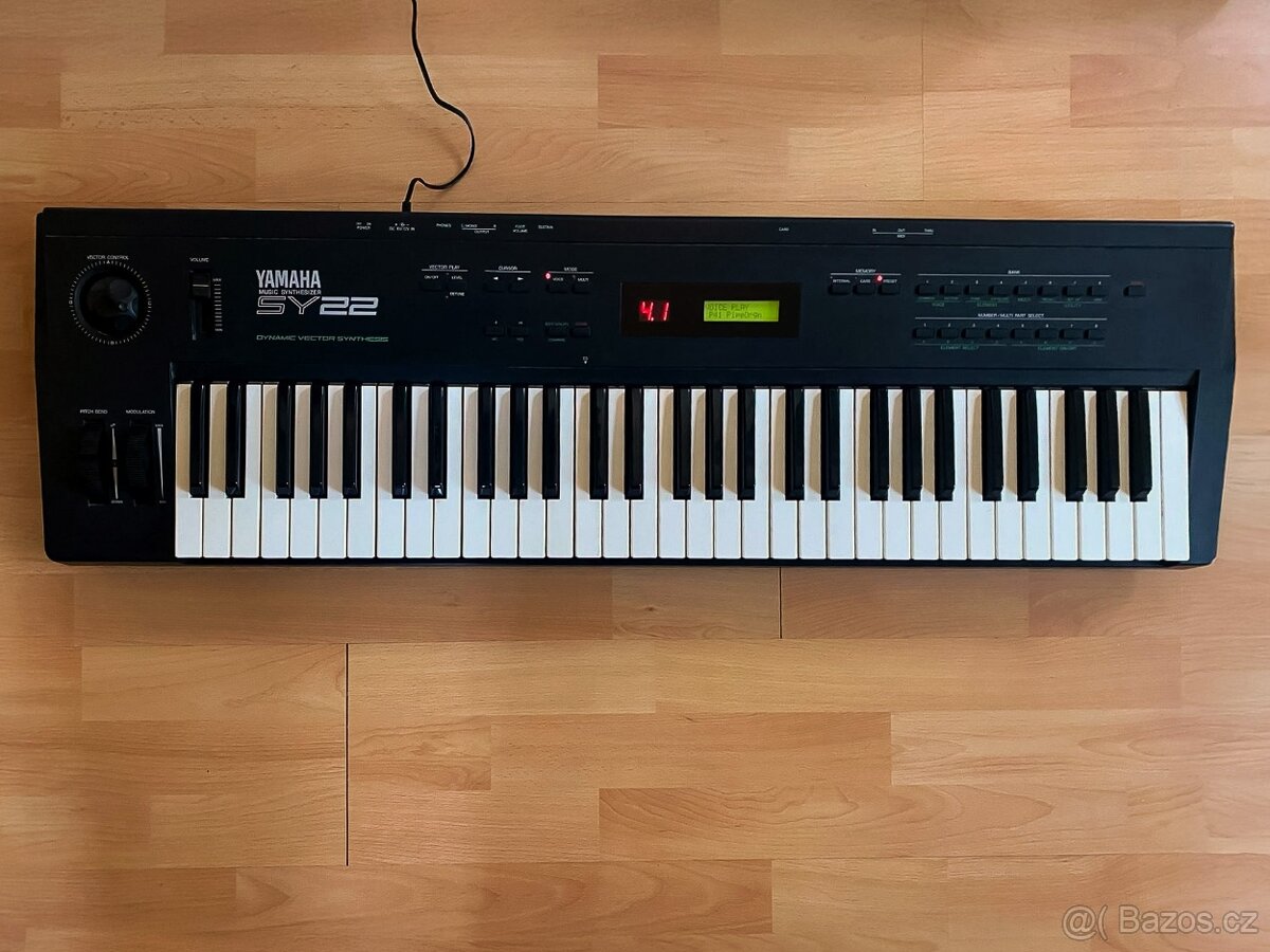 Yamaha SY22 digitální vektorový syntezátor