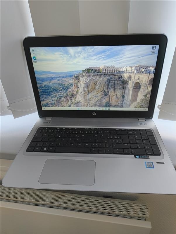 HP ProBook 450 G4 | i5-7200u | 8GB | 500GB SSHD