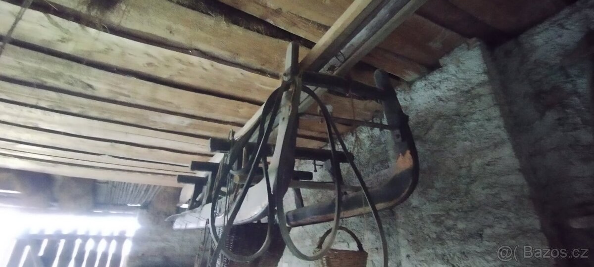 Dřevěné saně - šmejčky