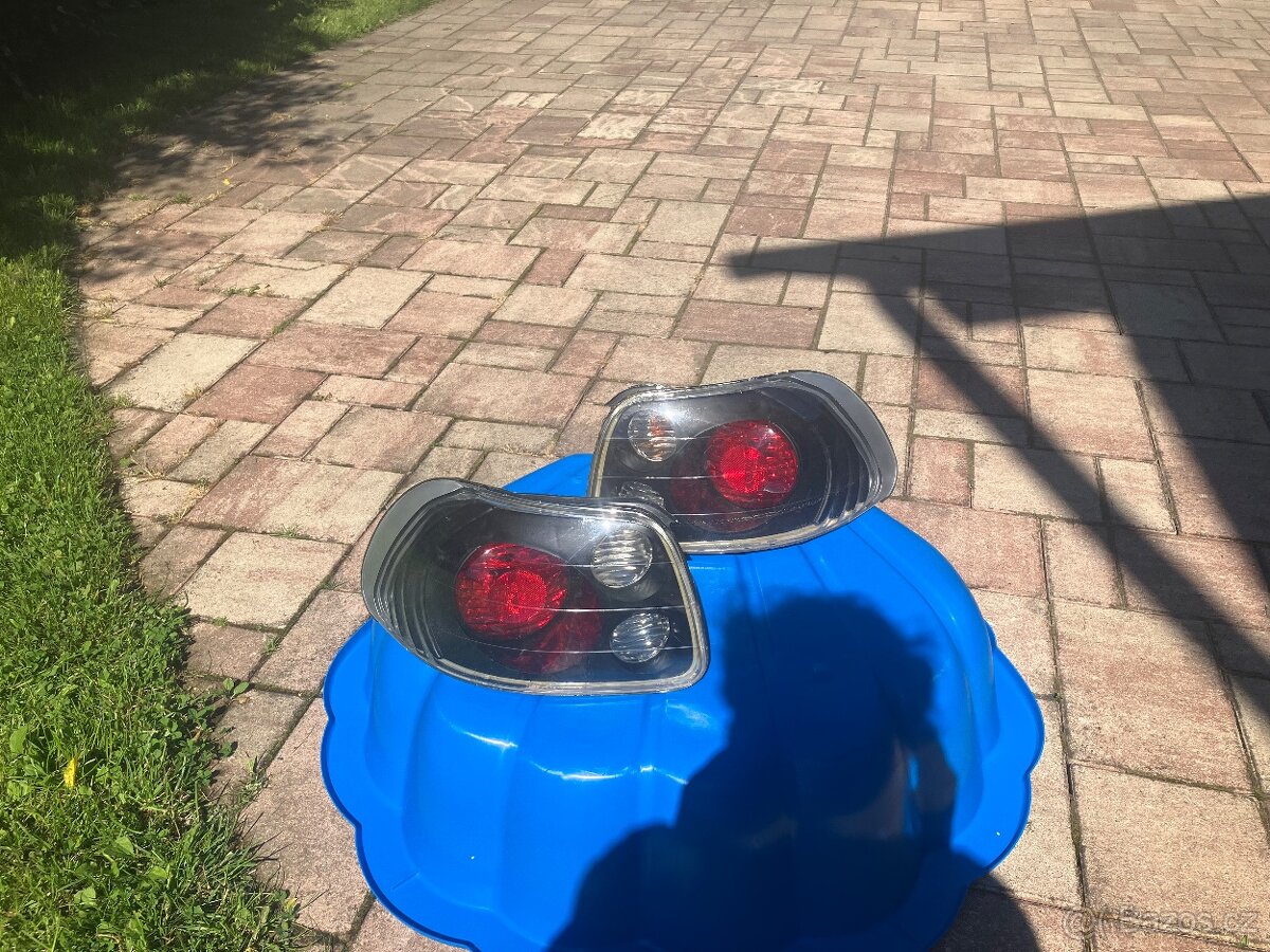 Honda CEX příslušenství, zadní světla