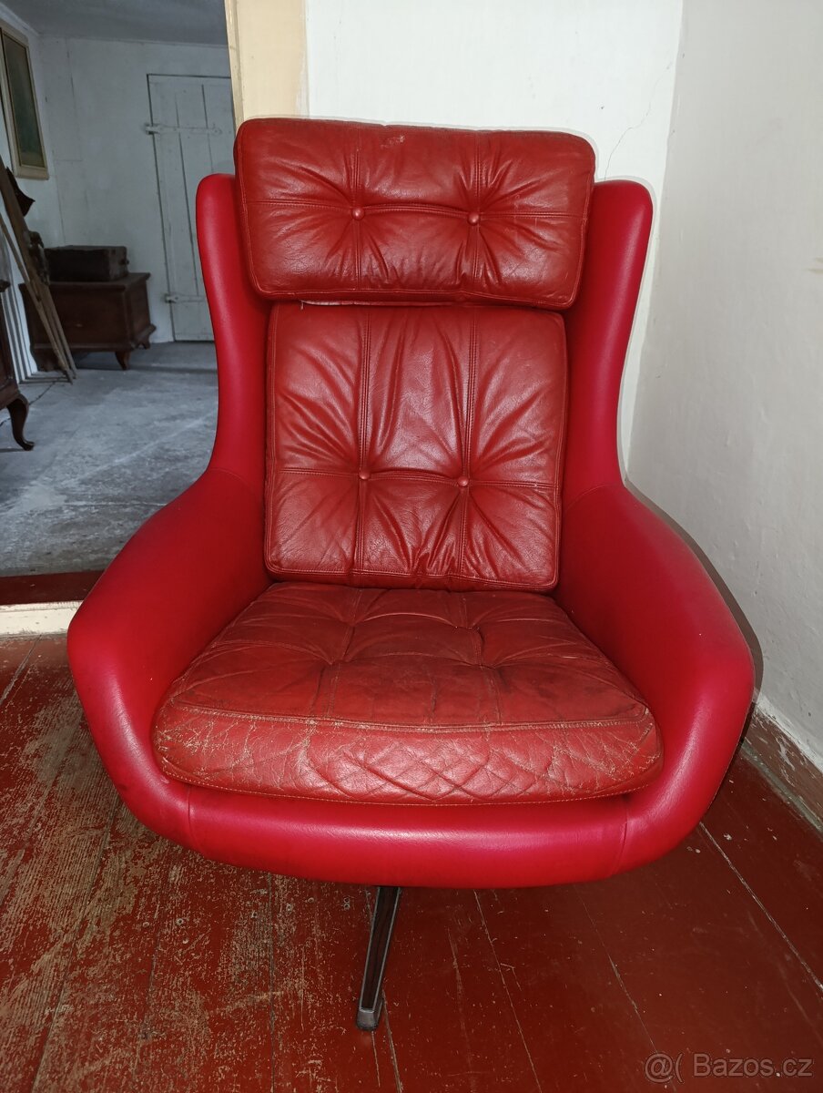 Finské křeslo Peem