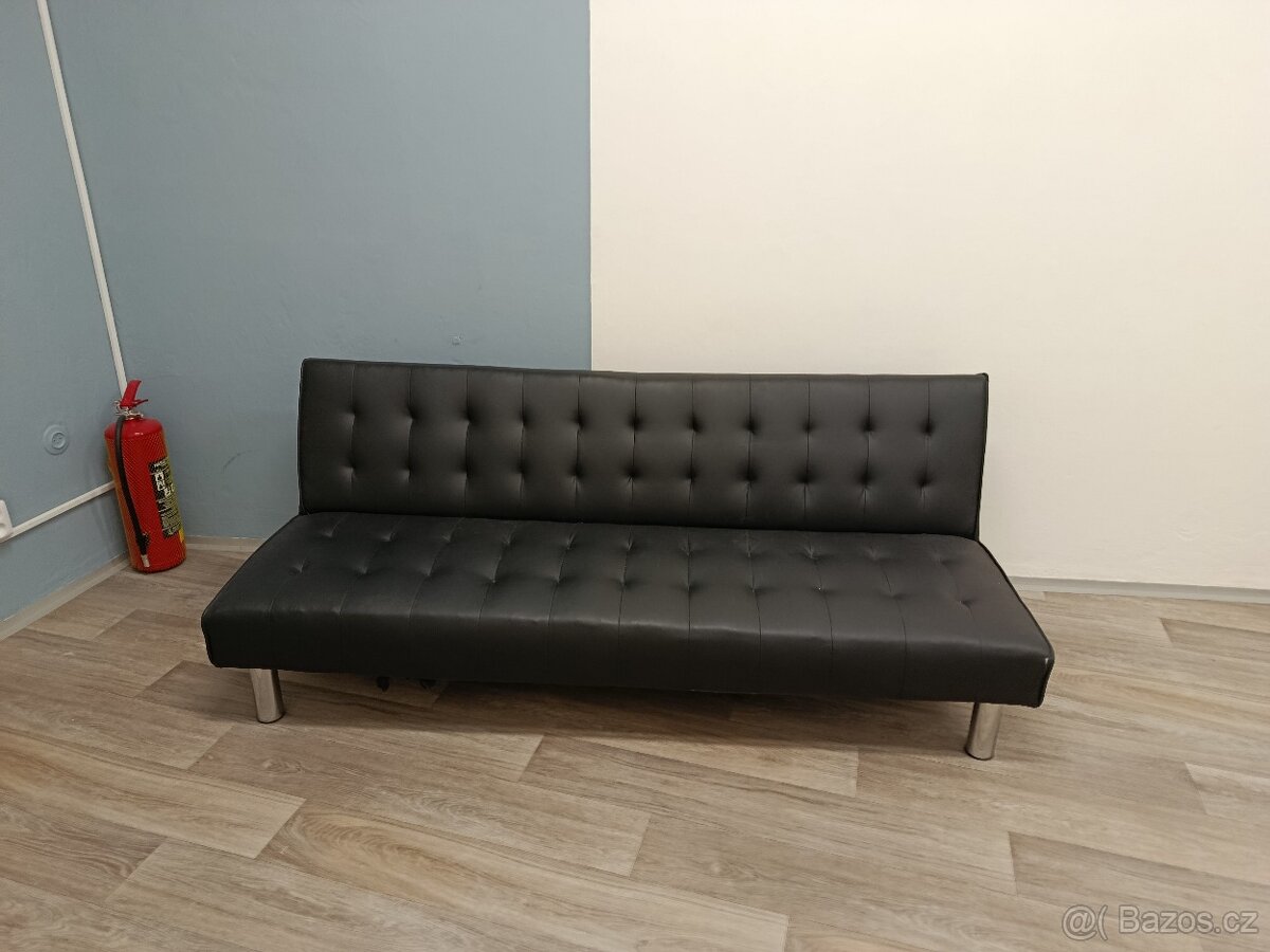 Koženkovým gauč rozkladaci
