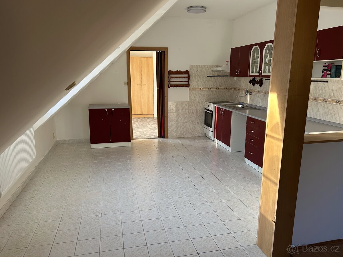 Pronájem bytu 2+1 70m2 Chrastava Liberecká ul.