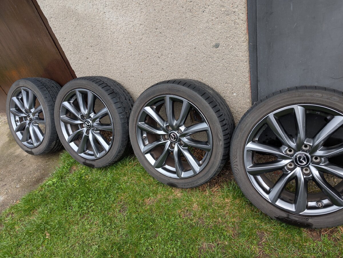 Mazda ALU R18 215/45