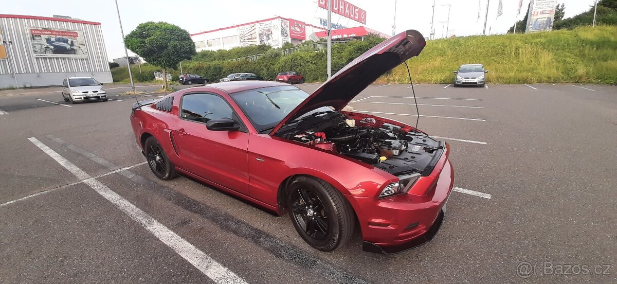 Ford Mustang 3,7 V6 2014