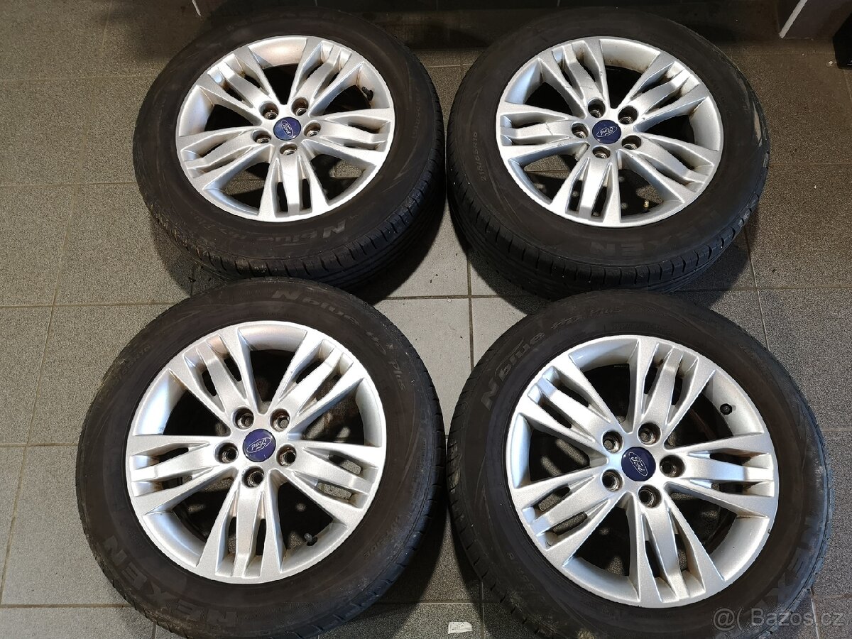 Ford Focus Cmax, Mondeo alu + letní 215/55/16.