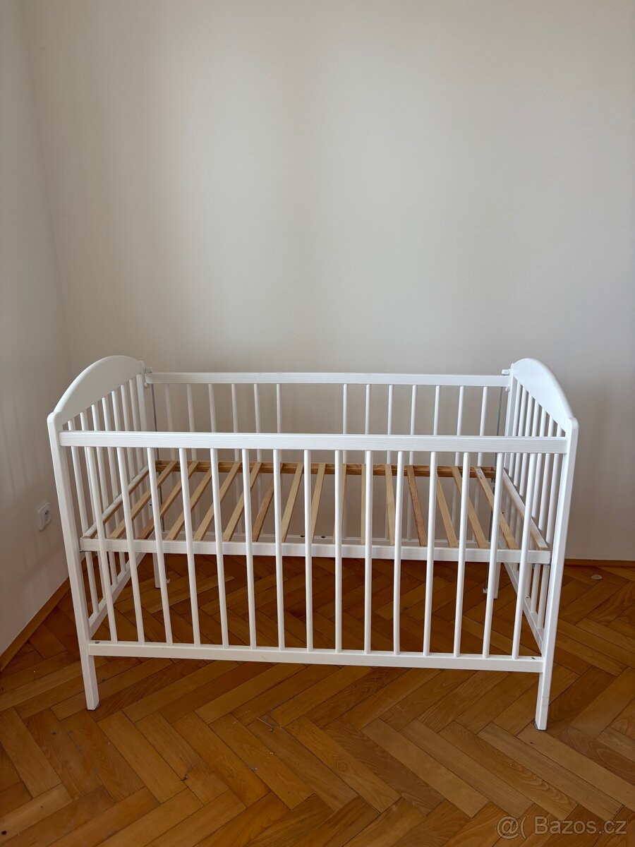Dřevěná postýlka Drewex
