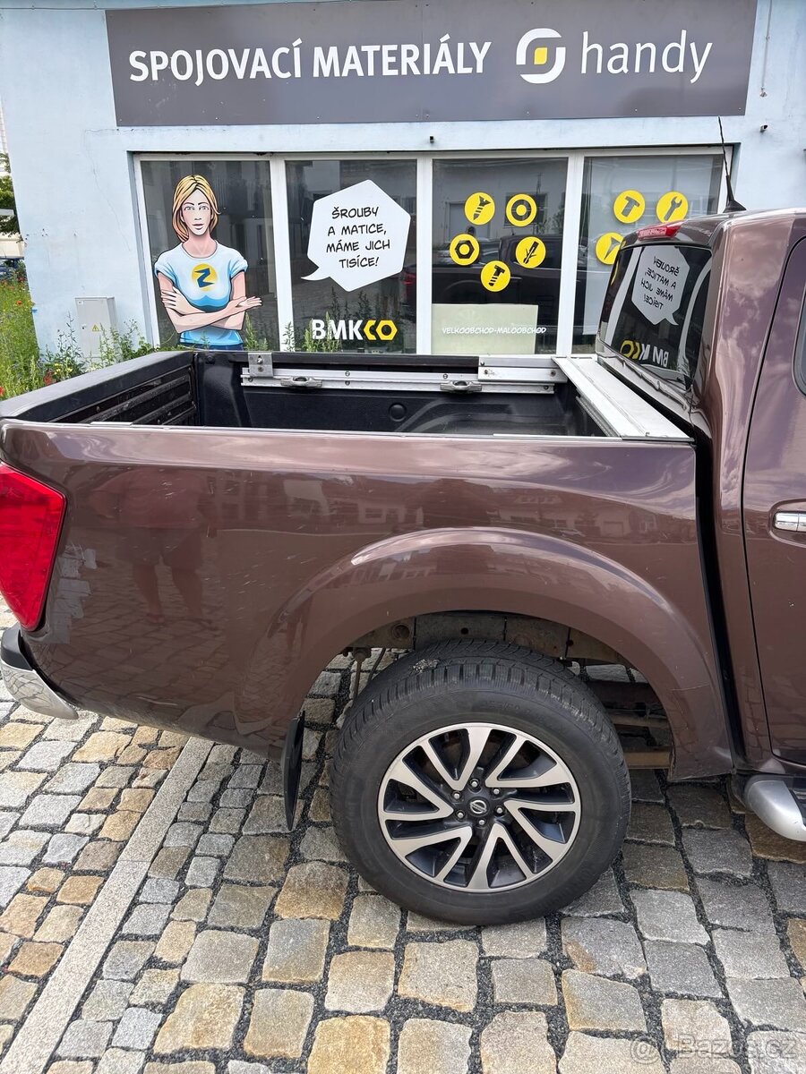 NAVARA NP300
