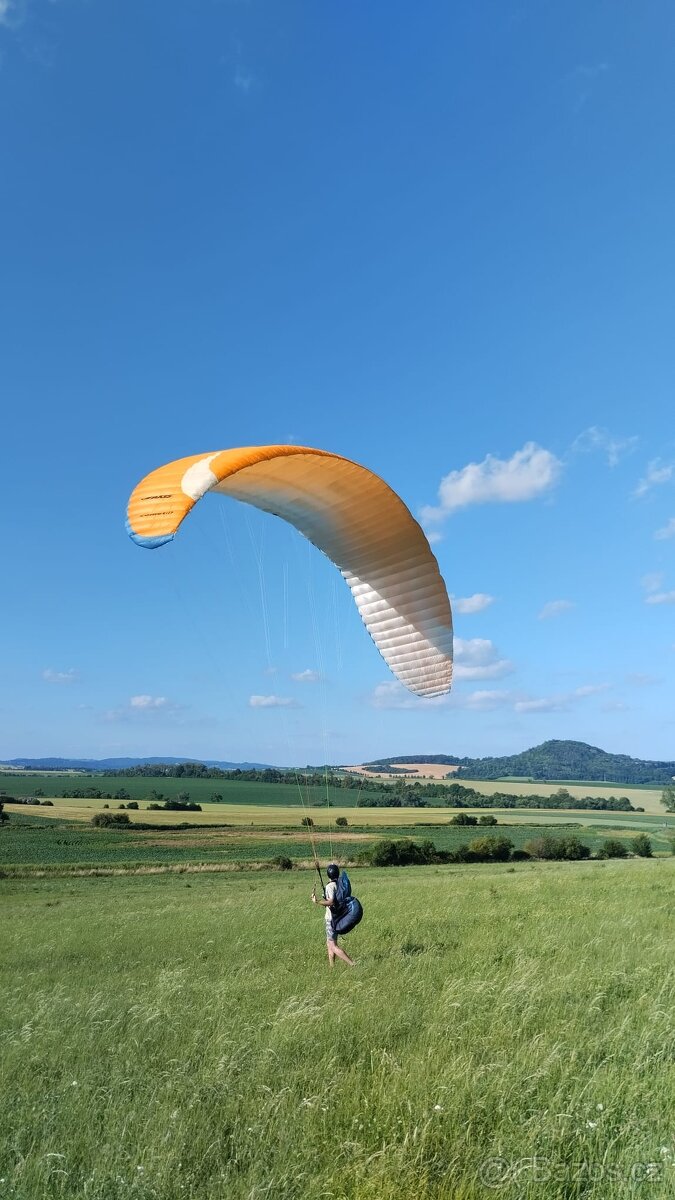 Padákový kluzák COMET 2