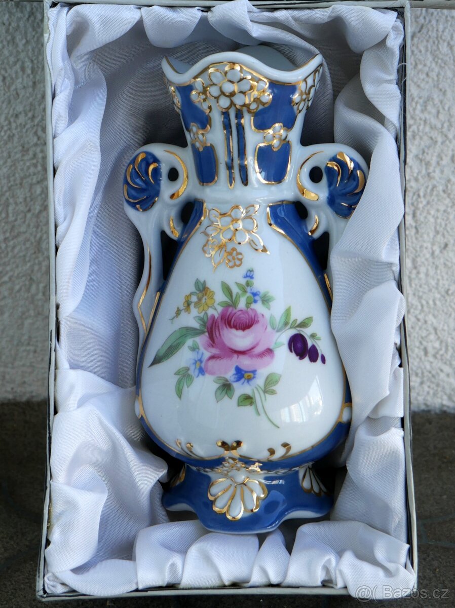 Váza Royal Dux Bohemia