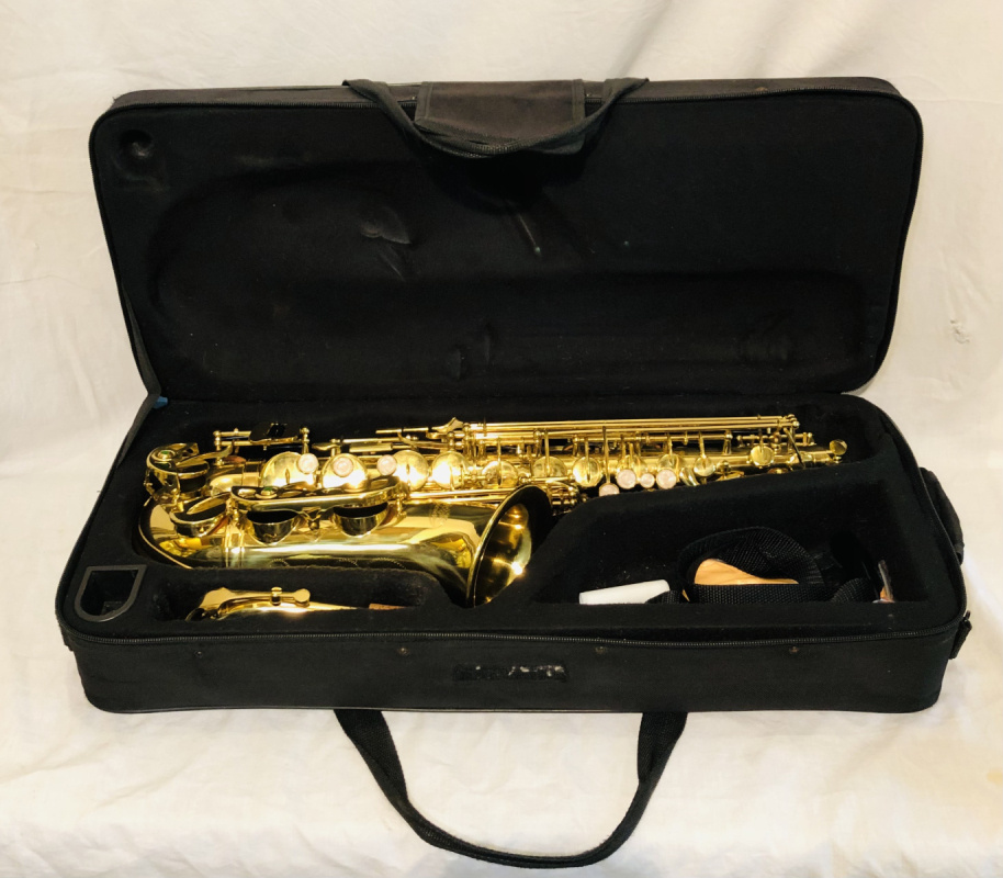Classic Cantabile AS-450 zlatolak