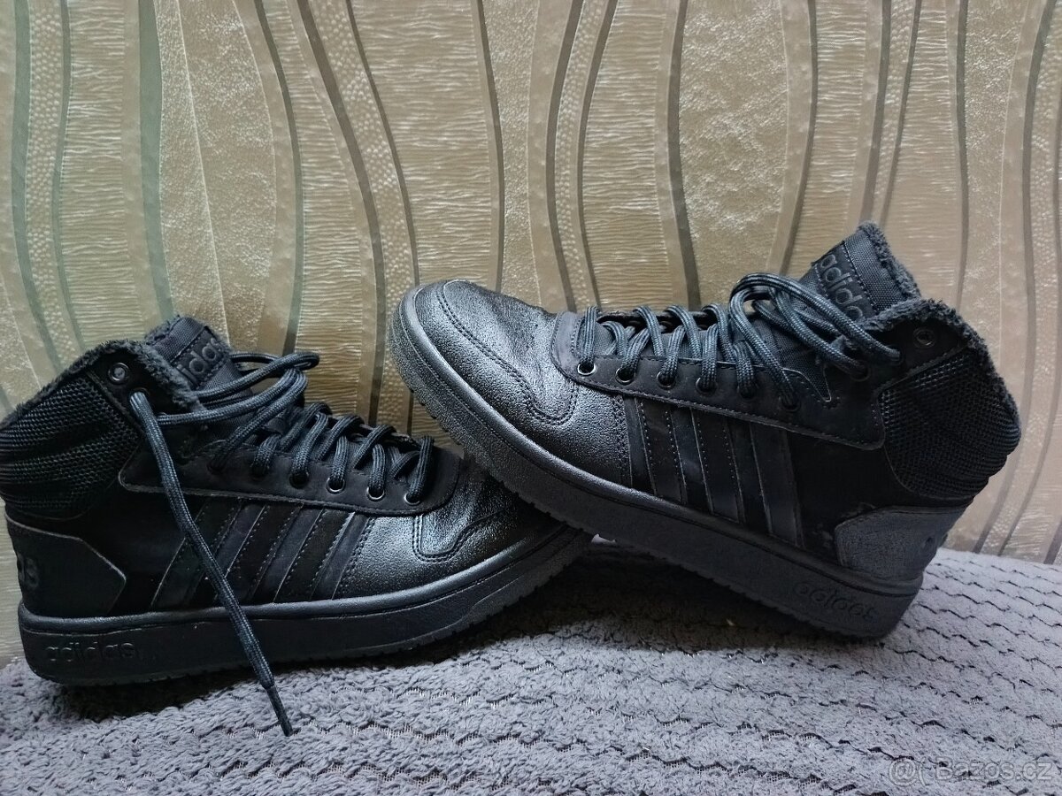 Tenisky Adidas 42 kotníkové