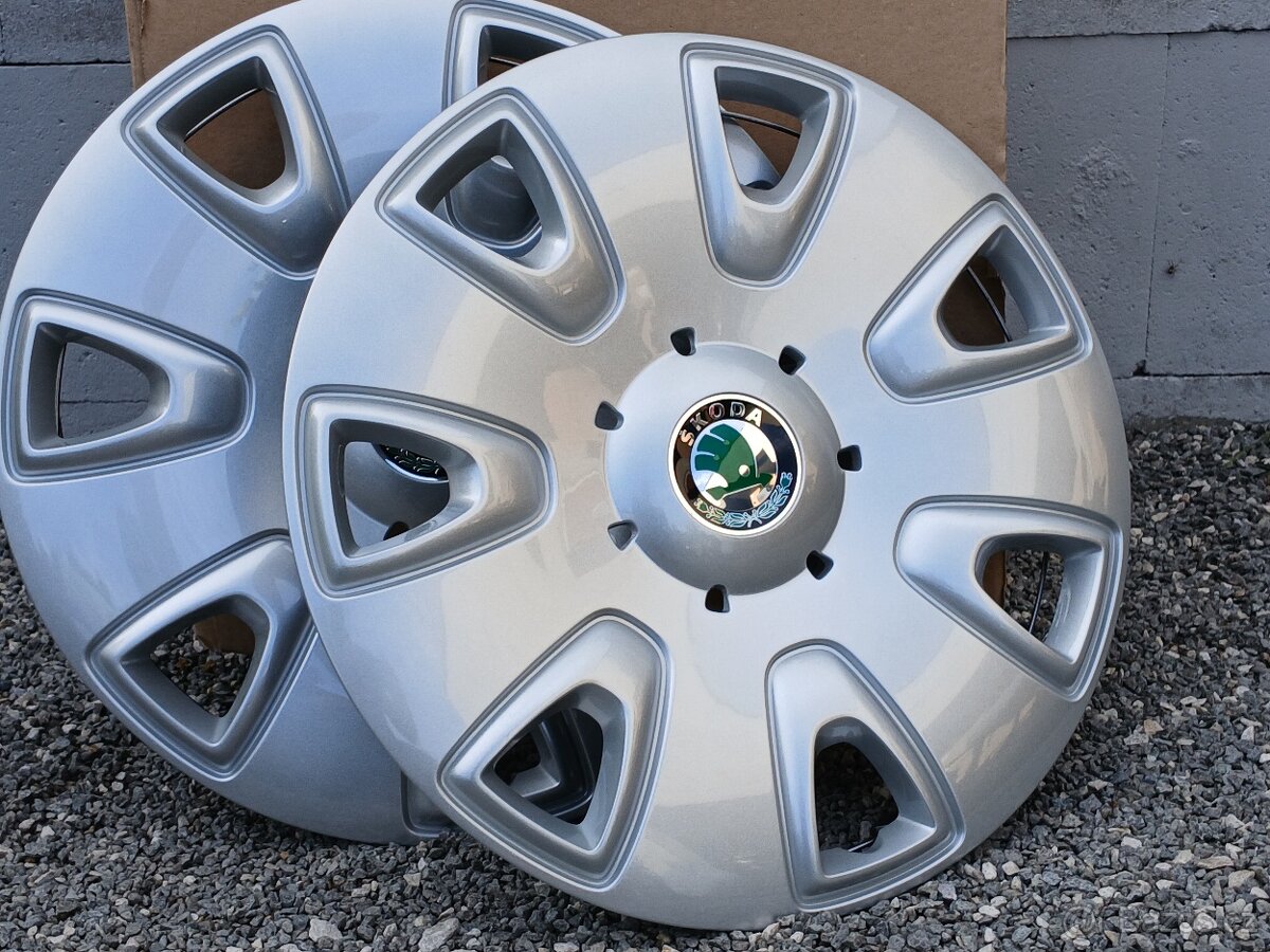 Nové orig poklice Škoda 16"