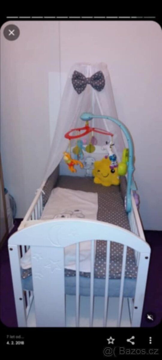 Dětská postýlka s šuplíkem