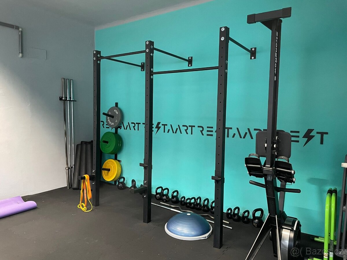 Posilovací Dřepovací Klec s Hrazdou
