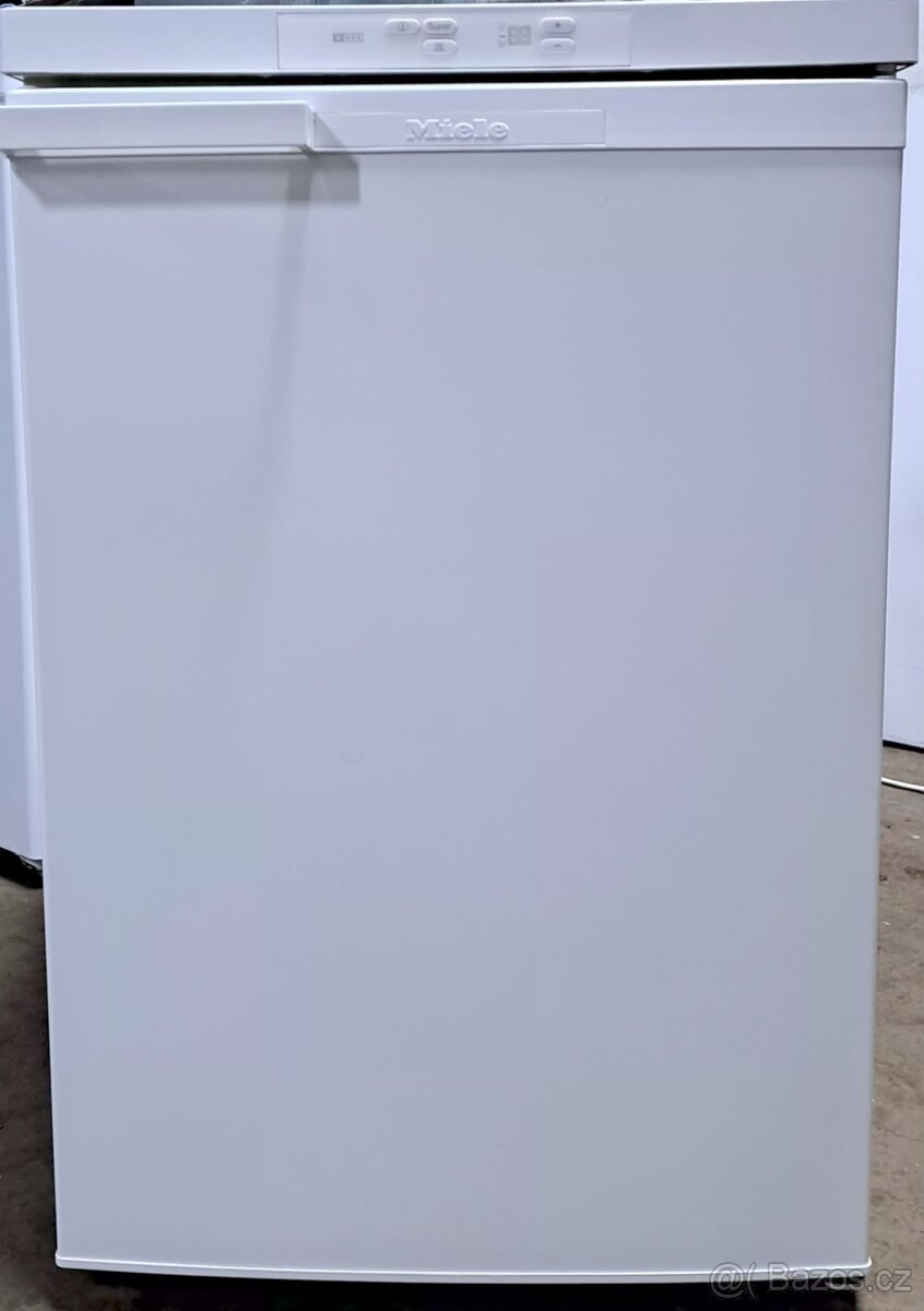 Mrazák 4 šup. Miele.