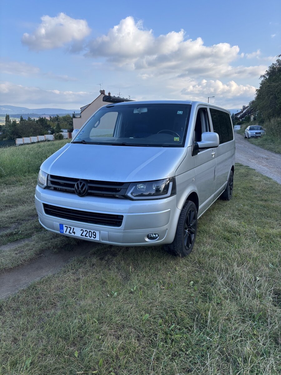Volkswagen T5 75kw Caravelle
