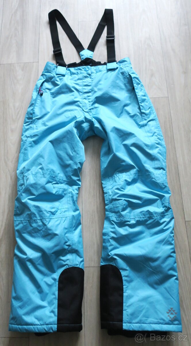 Zimní lyžařské kalhoty vel. 146-152