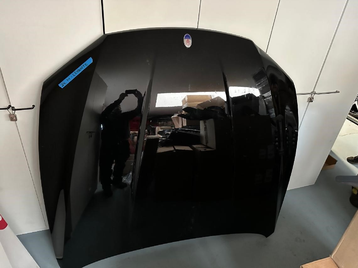 Maserarti Levante kapota