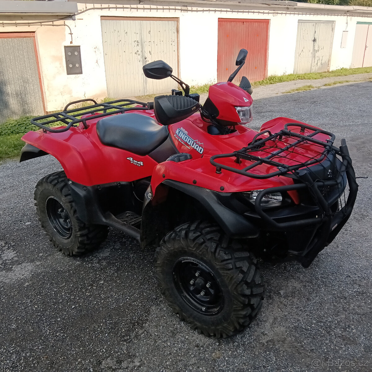 Čtyřkolka Suzuki kingquad LT-A700
