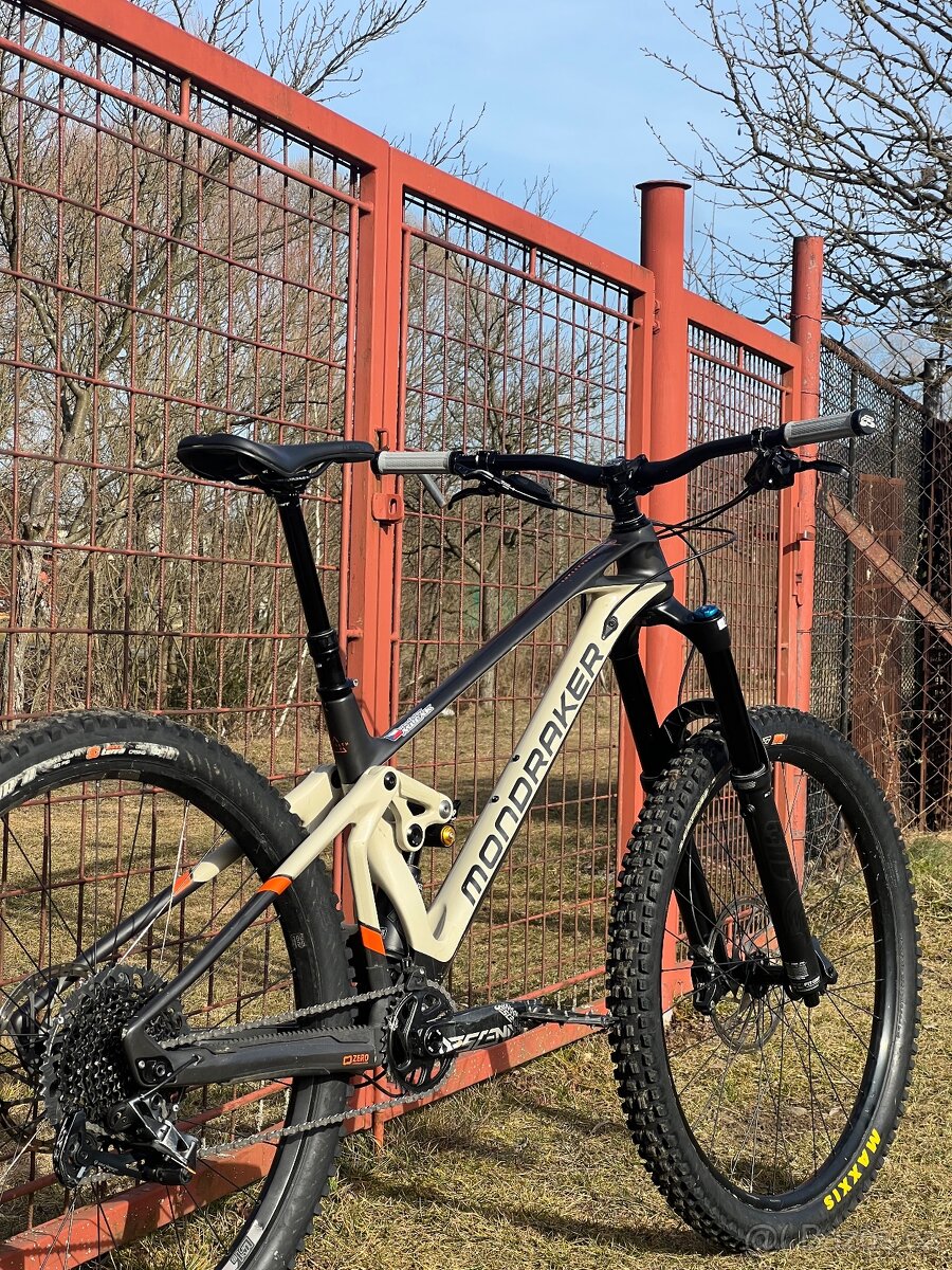 Mondraker SuperFox zánovní