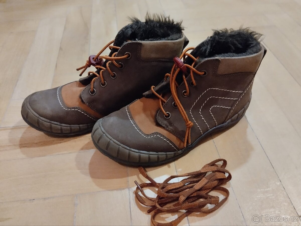 Chlapecké zimní boty Essi vel. 33