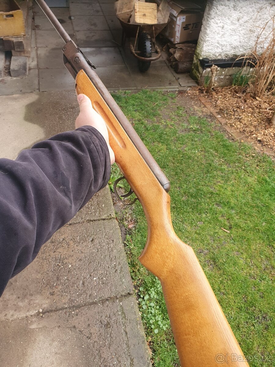 Vzduchovka slavia 620
