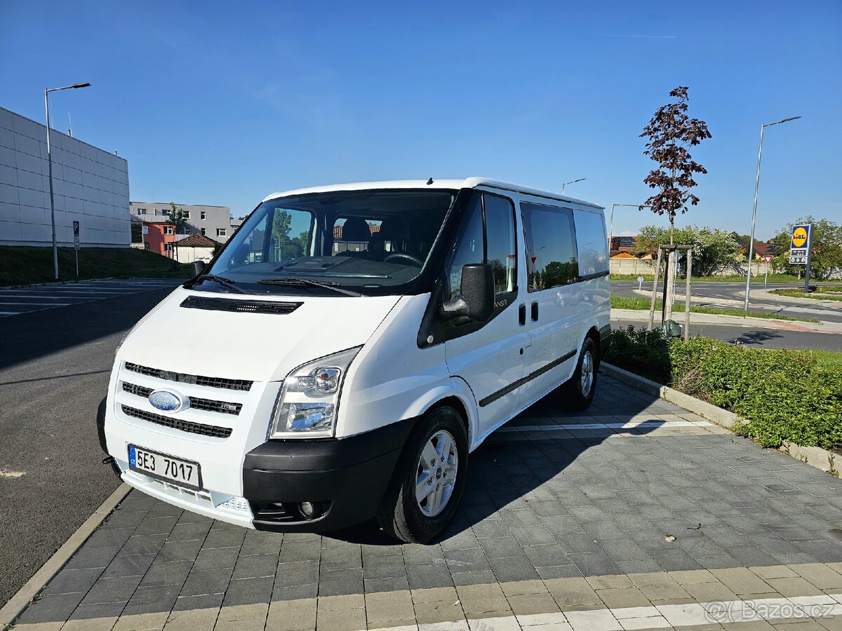 Ford Transit 2.2tdci 85kw Euroline 6.míst tažné zařízení