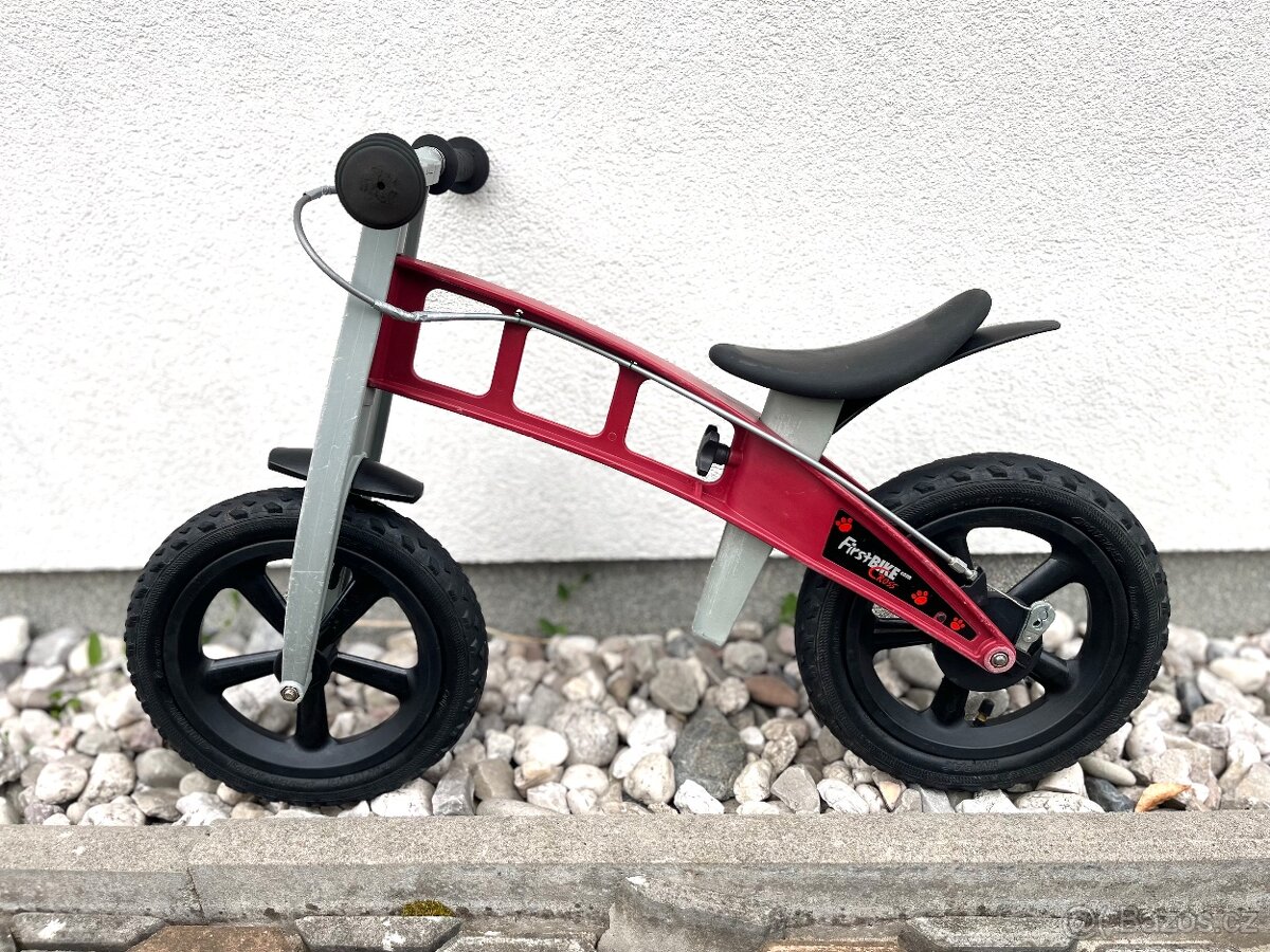 Odrážedlo FirstBIKE Cross Red