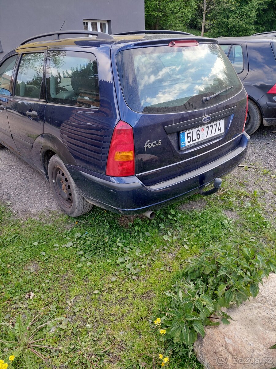 Prodám Ford focus 1.8.85 kW rok 2004