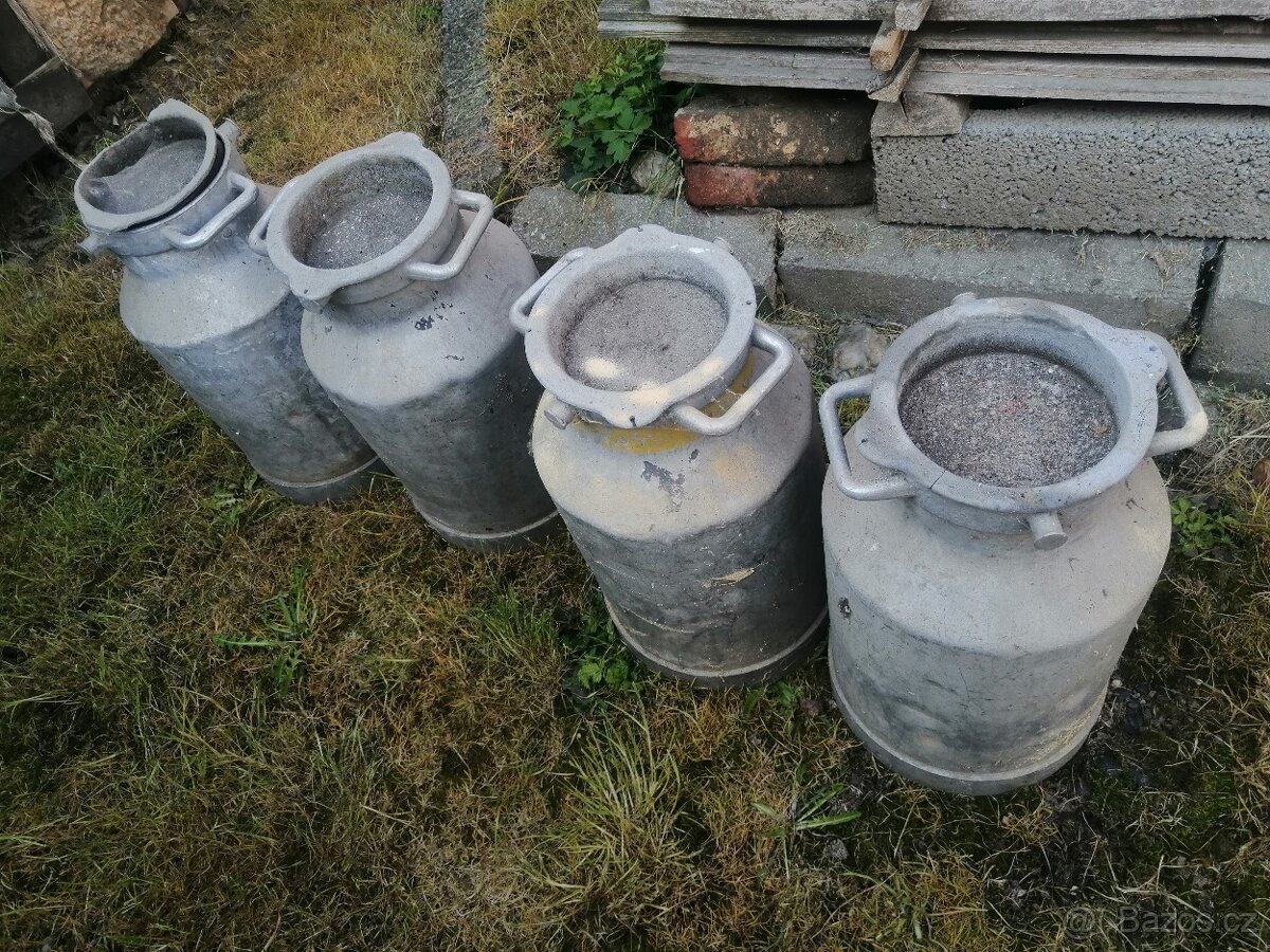 Hliníkové konve 25l