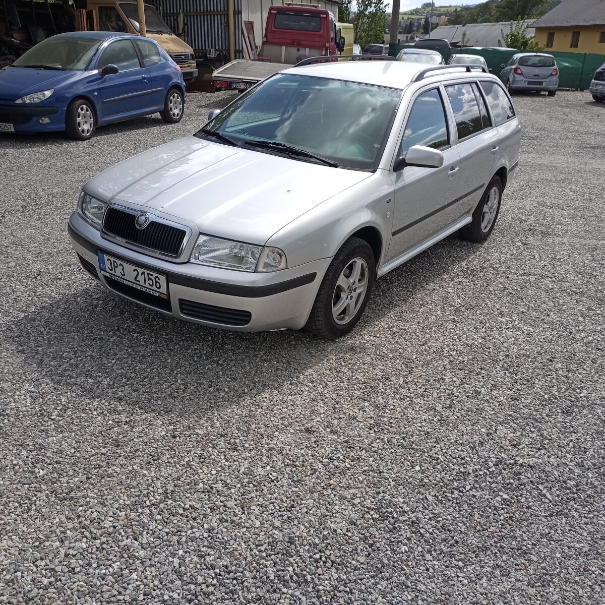 Škoda Octavia 1,6 benzín rv2001